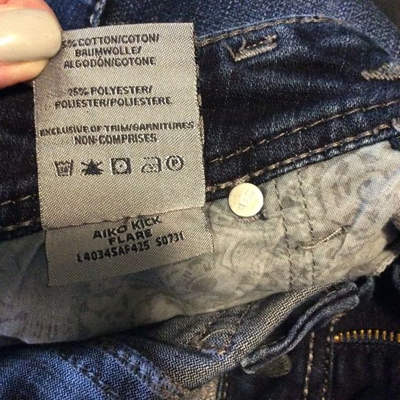 Silver jean Capris - Picture 2 of 6